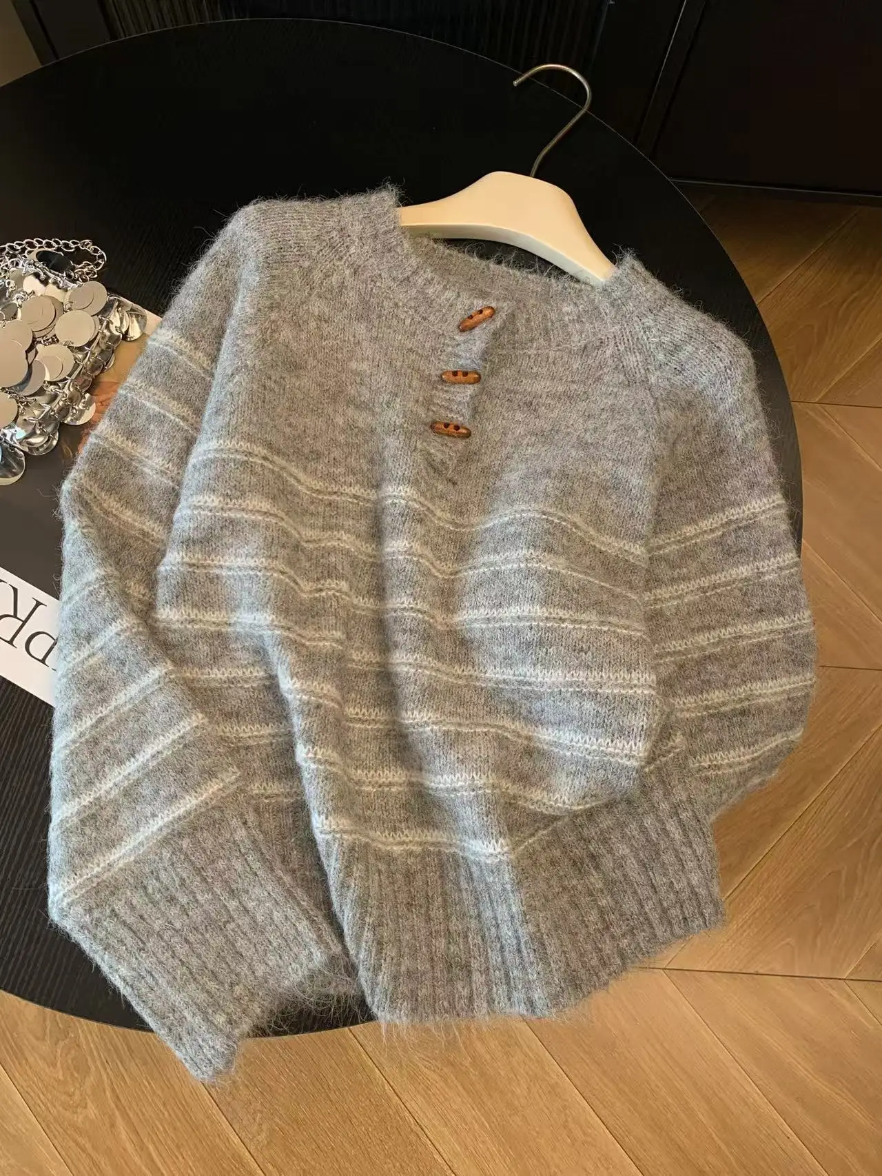 Suéter Feminino de Lã e Caxemi - Embroidery avaliação e preço