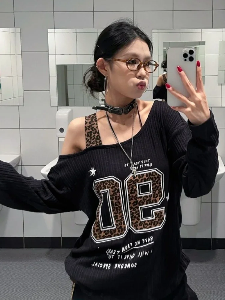 Camiseta Feminina Y2K com Esta - Embroidery avaliação e preço