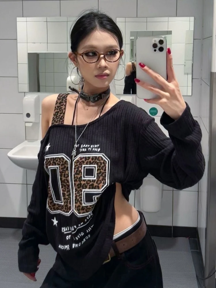 Camiseta Feminina Y2K com Esta - Embroidery avaliação e preço