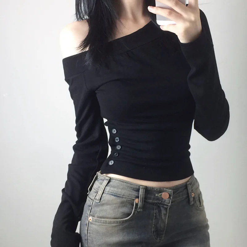 Camiseta Vintage Y2K com Botõe - Embroidery avaliação e preço